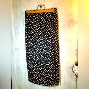 Polka dot Jersey pencil skirt. 30” long